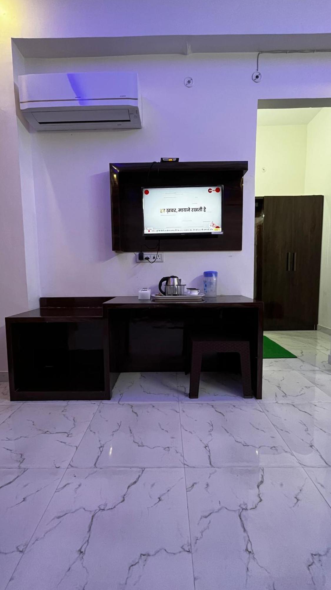 Mangalam Grand Hotel Lucknow Ngoại thất bức ảnh